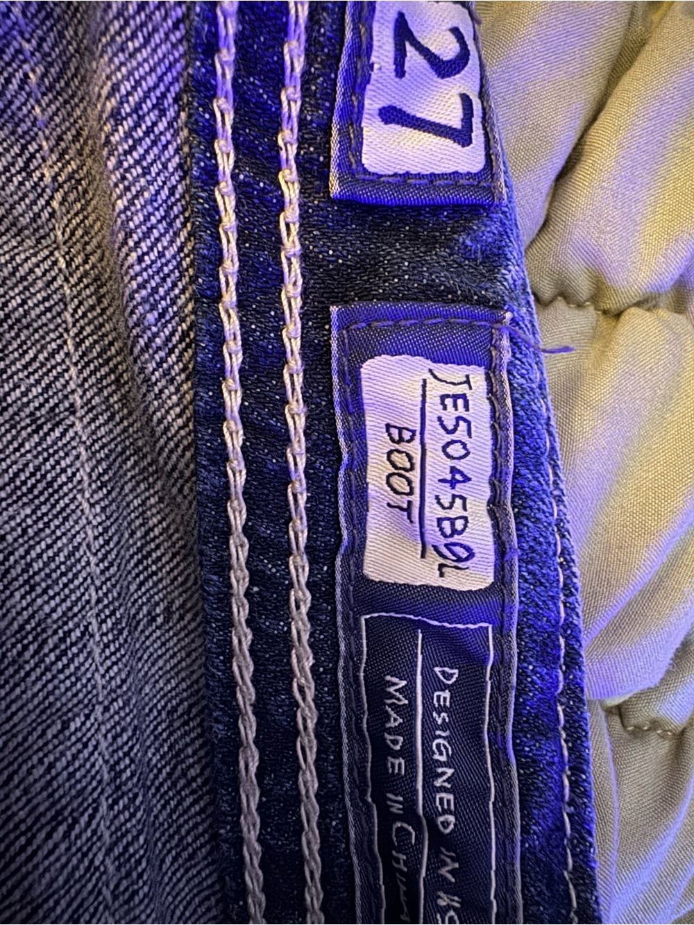 Miss Me Boot Cut size 27 jeans cross pocket - Picture 8 of 8